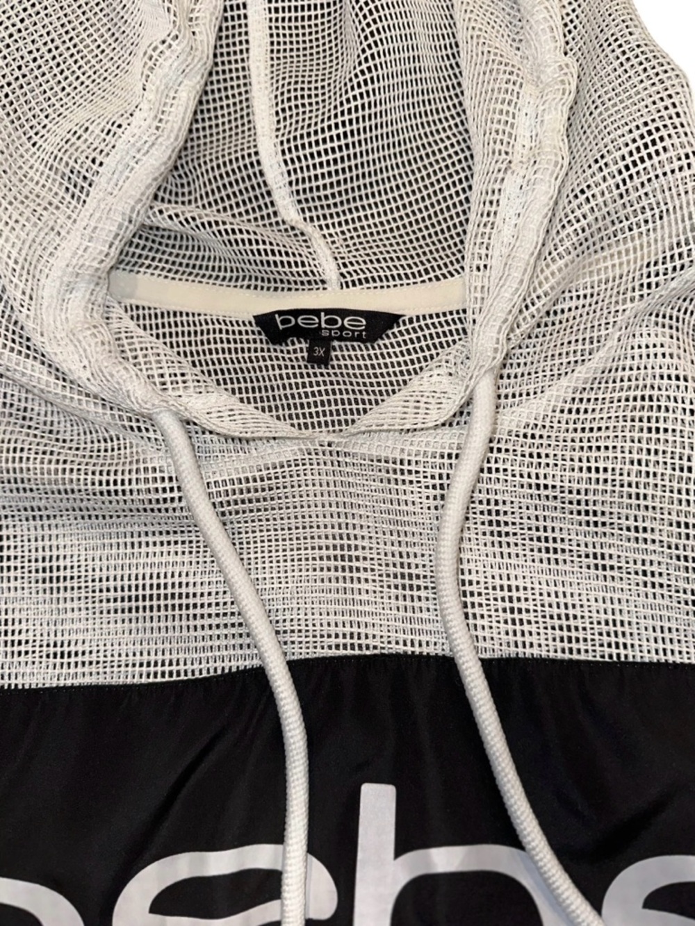 Vtg Bebe Sport Mesh Sleeveless Hoodie Y2K B&W Athleisure Top Workout Coverup 3XL - Picture 4 of 8